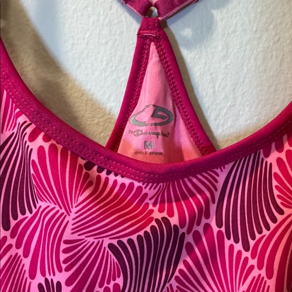 Champion - Picture 9 of 10